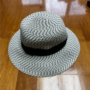 Parkhurst Black and White Woven Hat